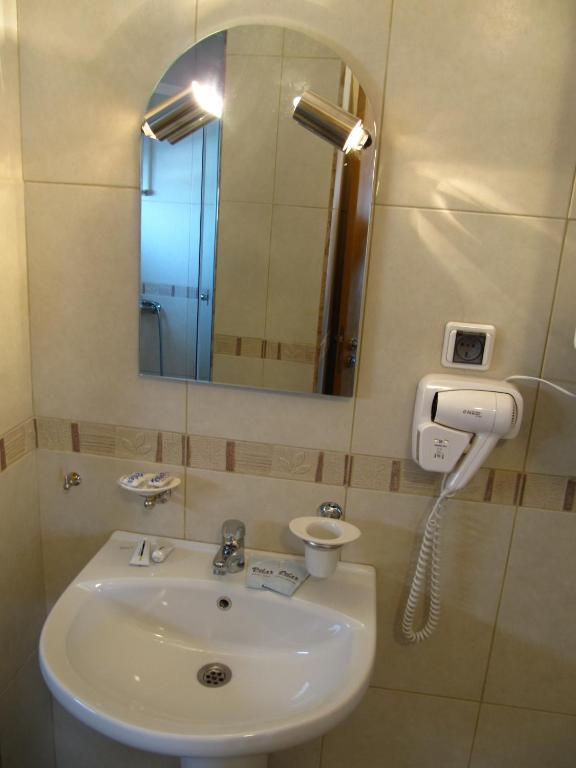 Aquilon Hotel & Thermal Pools Banea Cameră foto